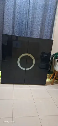 Black Glass partition cabinet Glossy finish