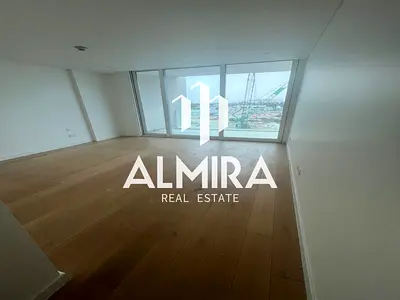 Elegant 2BR+M | Beach Access | Community View