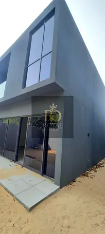 Corner Townhouse Villa | 3 Bedrooms + Maid’s Room | Freehold | Luxury Finishes | Hot Deal Price.