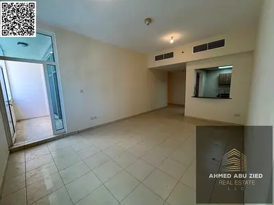 غرفتين ماستر \ صالة كبيرة \ مطبخ واسع \ 3حمام \ خزائن حائط \تكييف مركزي \ تسهيلات في الدفع \ قريب لمخرج دبي الشارقة \حديقة داخل البناية