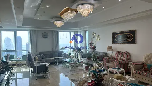 شقة فاخرة للبيع مع إطلالات جميلة ومساحات واسعة تناسب العائلات – المجاز 3