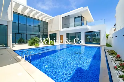Private Gym | Private Pool | Unique