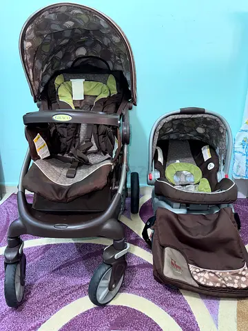 Graco travel system stroller with infant car seat and baby bag - used, good condition
