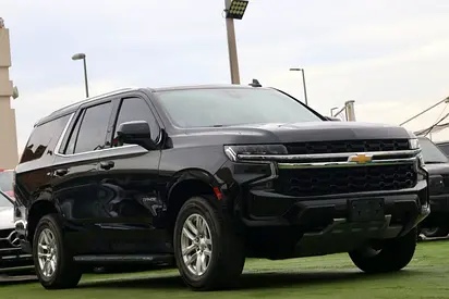 شفروليه تاهو موديل 2022 محرك 8 سلندر   خليجيه ، بحالة الوكالة ، صبغ وكالة ، كاملة المواصفات