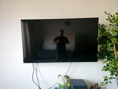 Xiaomi 55 TV A2 Smart life Premium 4K Ultra HD with wall mount