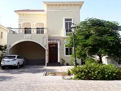 4BR Villa | Private Pool | Garden &amp; Park Views