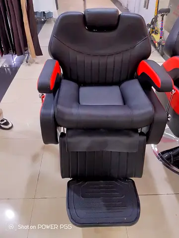 Comfortable Black  Red Reclining Barber/Salon Chair with Footrest