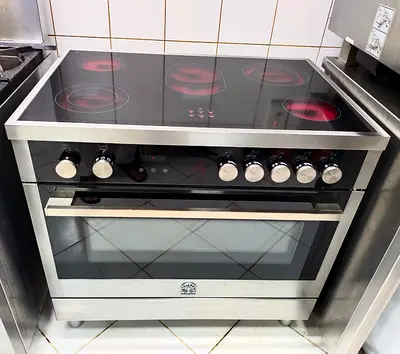 La Germania Electric Ceramic Cooker. 90cm.