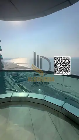 شقة فاخرة غرفتين وصالة للبيع في كورنيش ريزيدنس إطلالة بحرية ومدينة مساحة كبيرة ومرافق متكاملة فرصة استثمارية مميزة 🌟