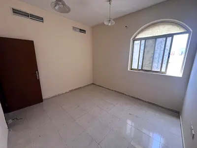 فرصة اقتصادية – غرفة وصالة في الحميدية