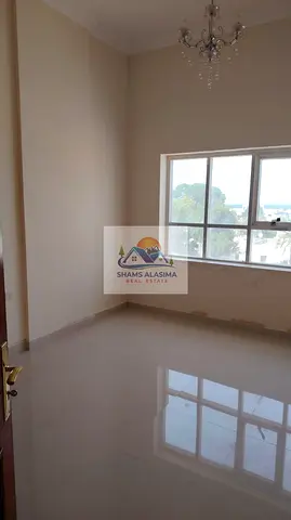 شقه لايجار بالرافيصل س شارع الملك