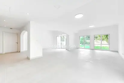 Lake View | Spacious Villa | Prime Location