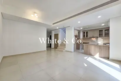 Single Row | Close to Pool | Landscaped