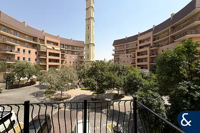 3 Bed+Maid | Large Layout | Prime Spot