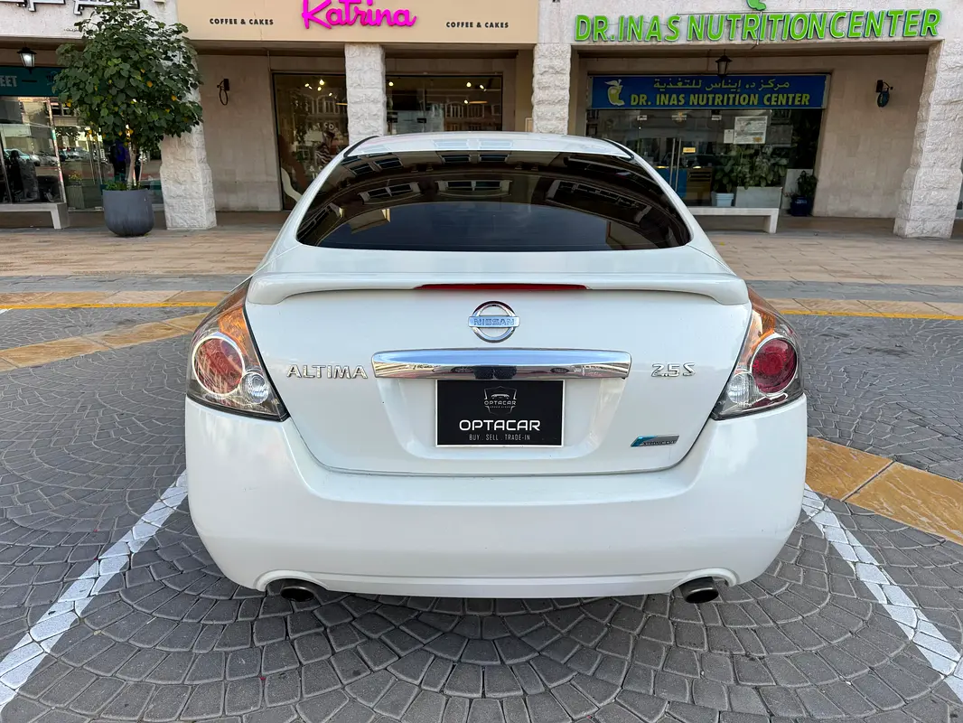 nissan-altima-2012-35sr-petrol-manual-fwd-457628709868032001