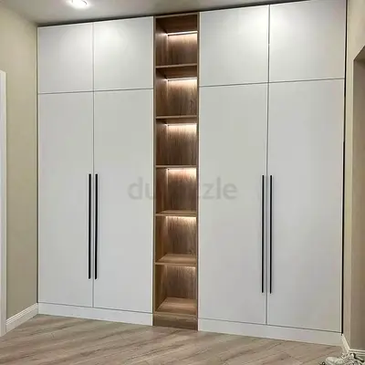 Built-in Modern White Wardrobe with Central Shelving and LED Lighting