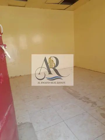 المنطقة الصناعية – عجمان موقع مميز قريب من الخدمات والمصانع والطرق الرئيسية، سهل الوصول إليه.  🏢 المواصفات: عدد الغرف: 31 غرفة الغرف نظيفة وجاهزة