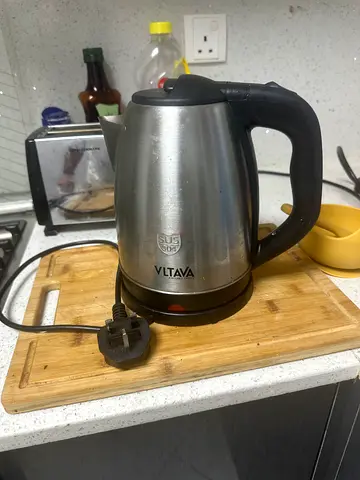 Stainless Steel Electric Kettle - Vitava (Good Working Condition)