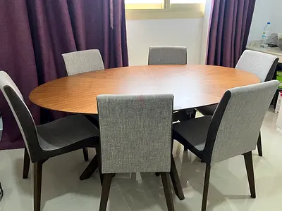 Weylin Dining table for sale