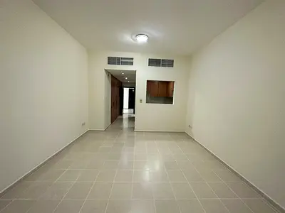 CLOSE KITCHEN STUDIO WITH HUGE BALCONY