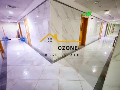 Luxurious / Hot Spacious 3BHK Available with balcony wardrobes Prime location Ready to move