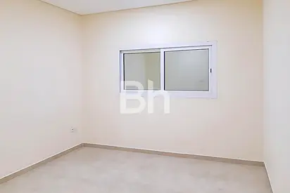 Accessible Floor | Spacious 3-Bed | Indoor Pool