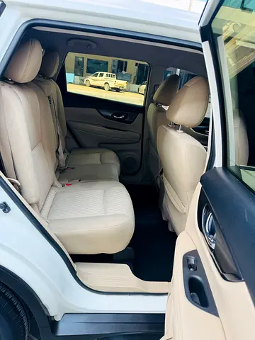 Nissan X-Trail SV, миниатюра 3