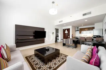 Bills Included|Walking Distance to Metro|6Cheqs