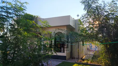 A valuable investment opportunity to own a house in Al Khuzamia, Sharjah, built with personal construction standards and located on a prime corner