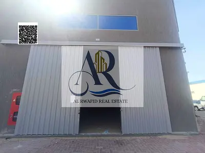 🏭 مستودع للإيجار السنوي – الجرف الصناعية 3 – عجمان ✨ 🔹 أول ساكن – مساحة ممتازة ومواصفات قوية