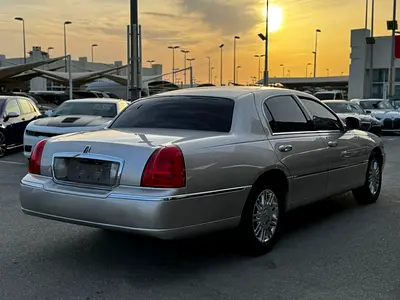 صورة مصغرة 7 لـ 2008 Lincoln TOWN CAR