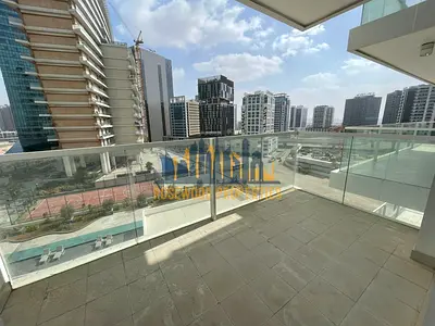PRIME LOCATION | LARGE LAYOUT | POOL VIEW