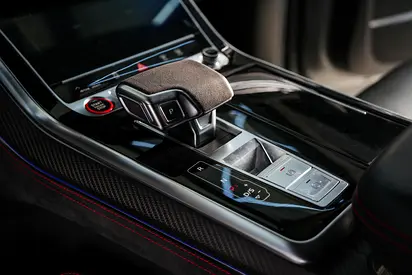 2022 AUDI RS Q8 — миниатюра 18