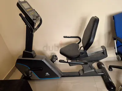 Recumbent Exercise Bike - Comfortable Seat, Good Working Condition