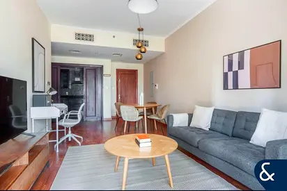 1 Bed | Balcony | Unfurnished | Vacant May