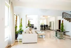 Vacant l Semi-furnished l Private Villa