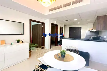 Elegant 4BR Townhouse | Close to Park & Amenities