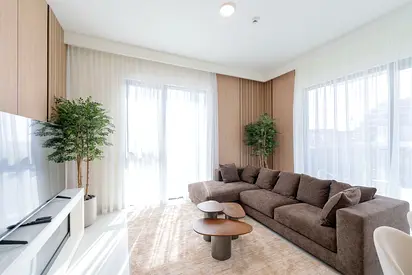 Amazing Amenities l Bright Unit l Great location