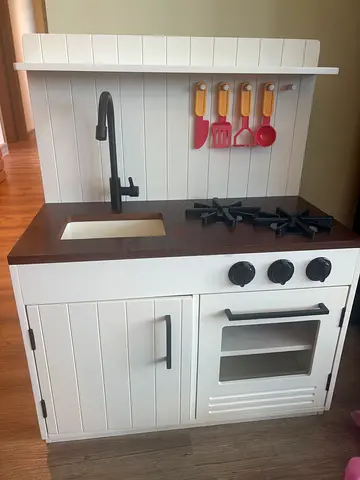 BARGAIN POTTERY BARN LEIGHTON PLAY KITCHEN