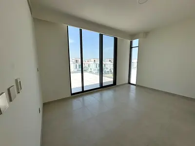 Elie Saab | Spacious 4BR Villa | Prime location | Corner Unit