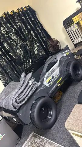 Kids bed for sale in reasonable prize, bought from pan home.