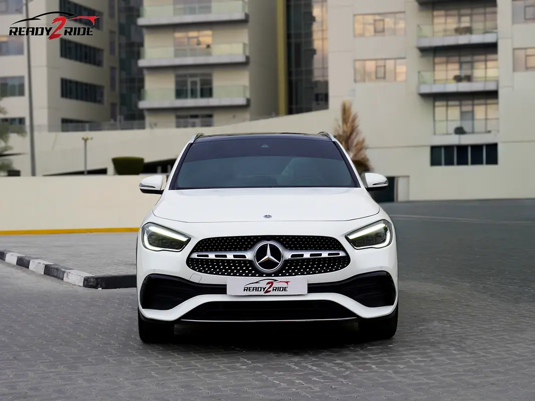Mercedes-Benz GLA-Class 2022 — photo 1 of 14
