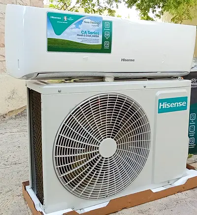 Hisense split AC unit (indoor + outdoor) - heat  cool CA Series, near new