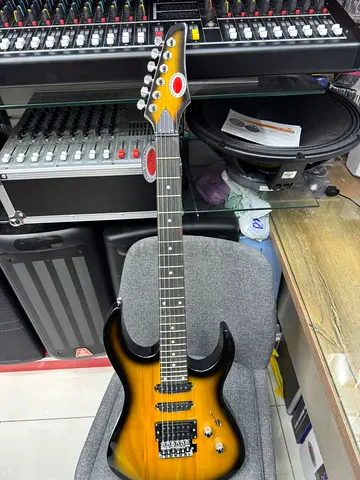 Siltron Electric Guitar 24 Frets - Brand New