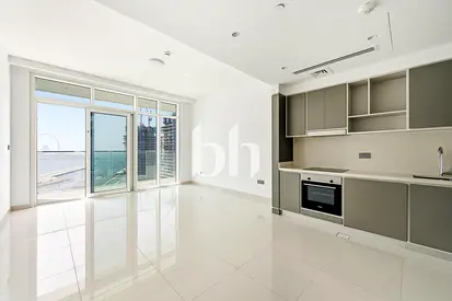 Sea View | Well Maintained | Vacant