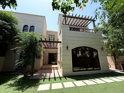 Spacious Corner Villa | Park View | Mudon