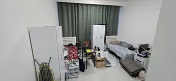 1 BHK Partition 2 bed space available for monthly rent