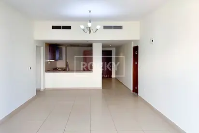 Chiller Free | Cricket Stadium View | Spacious