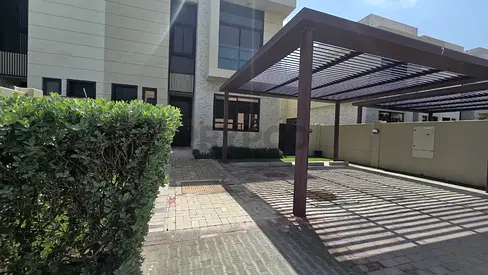 Luxury 4 Bedroom | Unfurnished | At Damac Hills 1