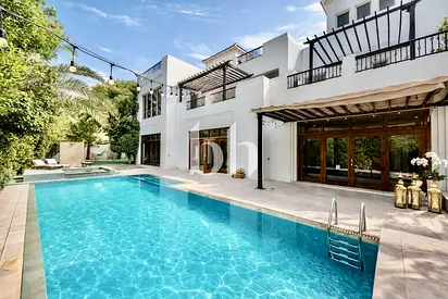 RARE ON MARKET | 7 Bedrooms | Expansive Plot